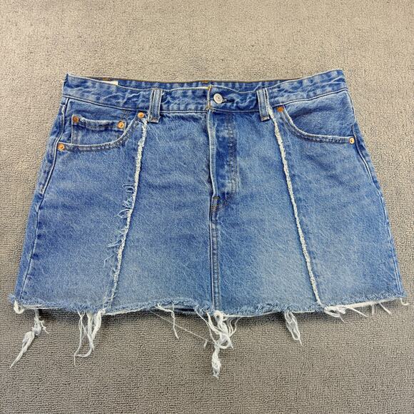 Levis Premium Icon Jean Skirt Women's 32 Blue Denim Button Fly Distressed Rock - Picture 1 of 8